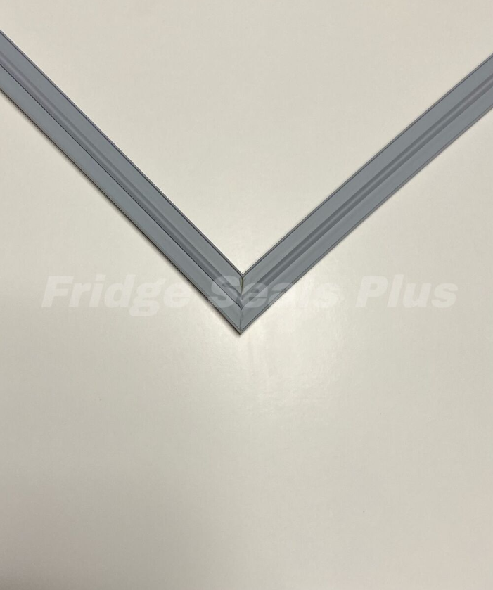 H & K Drawer Seal - T03181